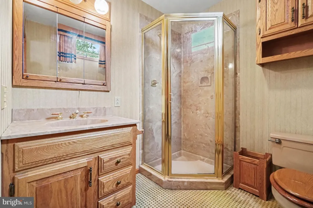 302 WEDGEWOOD ROAD Harrisburg, PA 17109