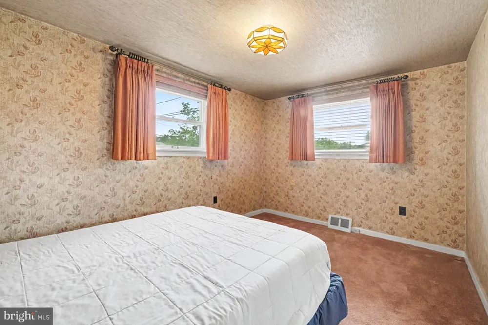 302 WEDGEWOOD ROAD Harrisburg, PA 17109