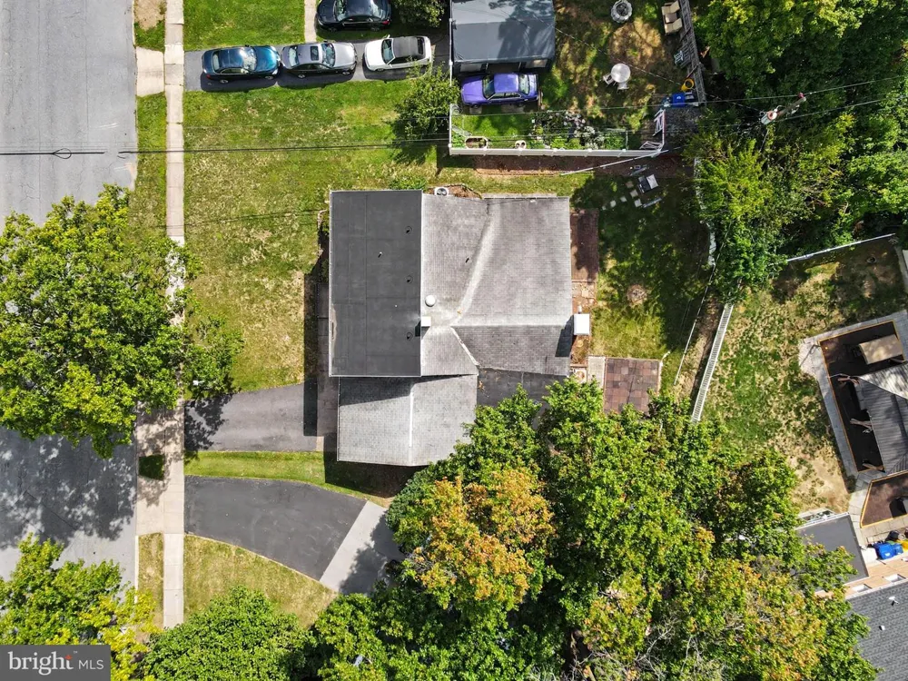 302 WEDGEWOOD ROAD Harrisburg, PA 17109