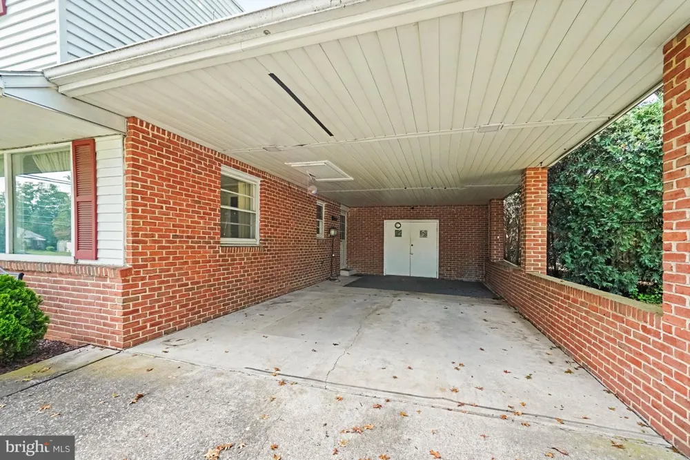 302 WEDGEWOOD ROAD Harrisburg, PA 17109
