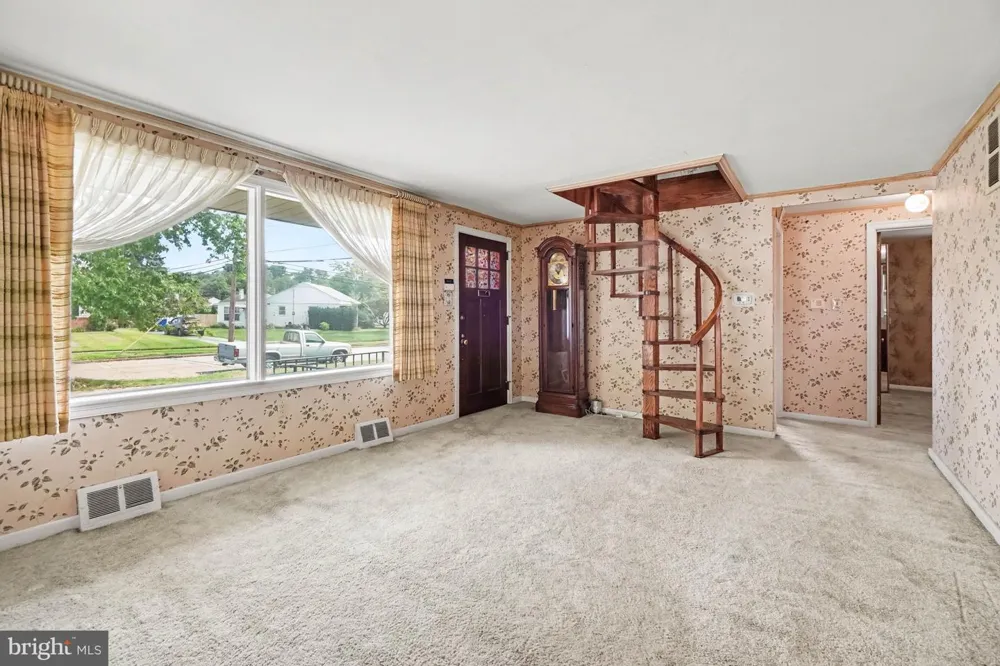 302 WEDGEWOOD ROAD Harrisburg, PA 17109