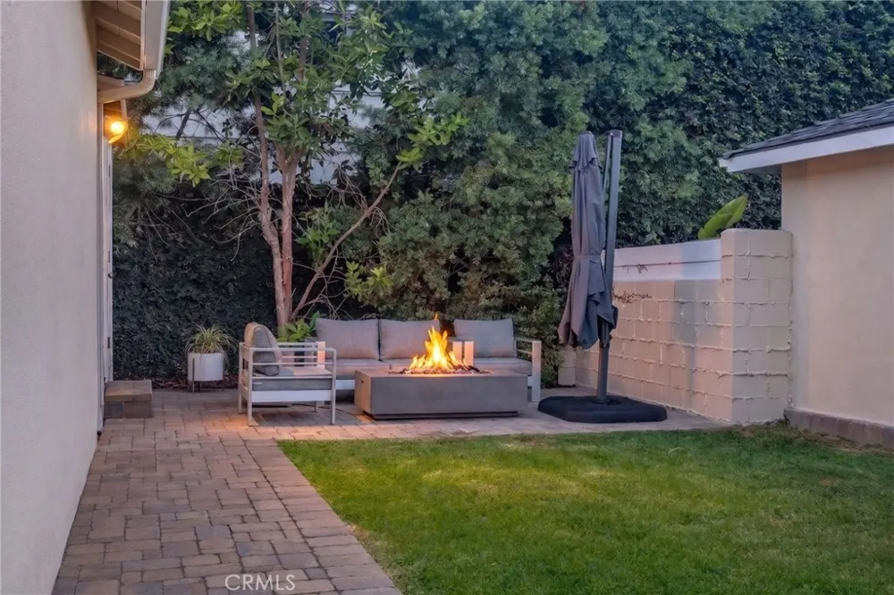 719 Maria Avenue Redondo Beach, CA 90277