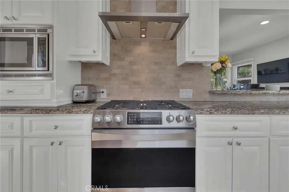 719 Maria Avenue Redondo Beach, CA 90277