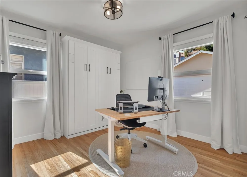 719 Maria Avenue Redondo Beach, CA 90277