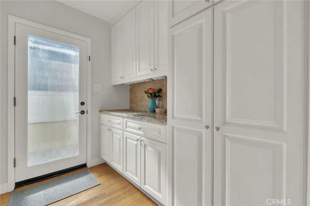 719 Maria Avenue Redondo Beach, CA 90277