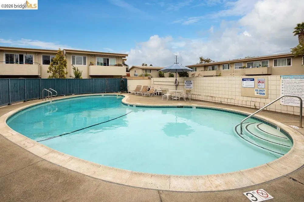 2029 Otis Dr #P Alameda, CA 94501
