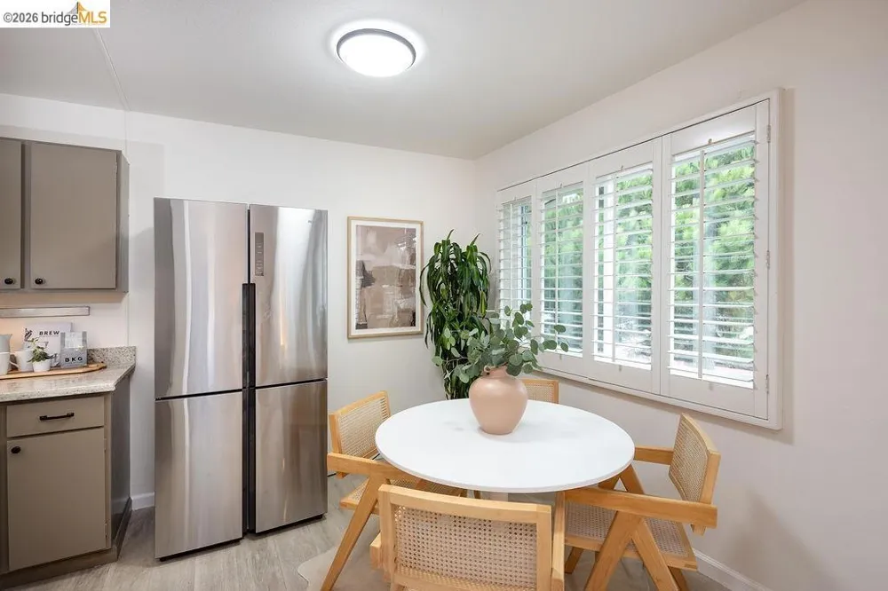 2029 Otis Dr #P Alameda, CA 94501
