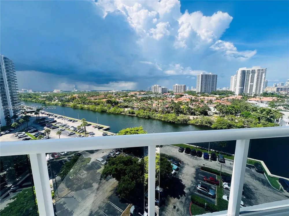 20505 E Country Club Dr #1138 Aventura, FL 33180