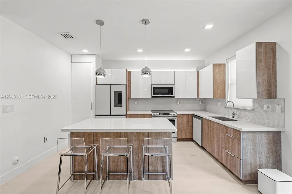 7923 NW 104th Ct Doral, FL 33178