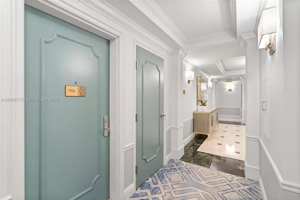 3350 SW 27 AV #1706 Coconut Grove, FL 33133