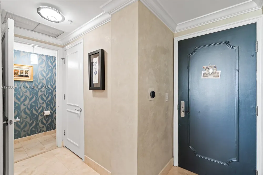 3350 SW 27 AV #1706 Coconut Grove, FL 33133