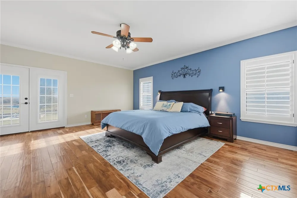 1733 County Road 376 Shiner, TX 77984