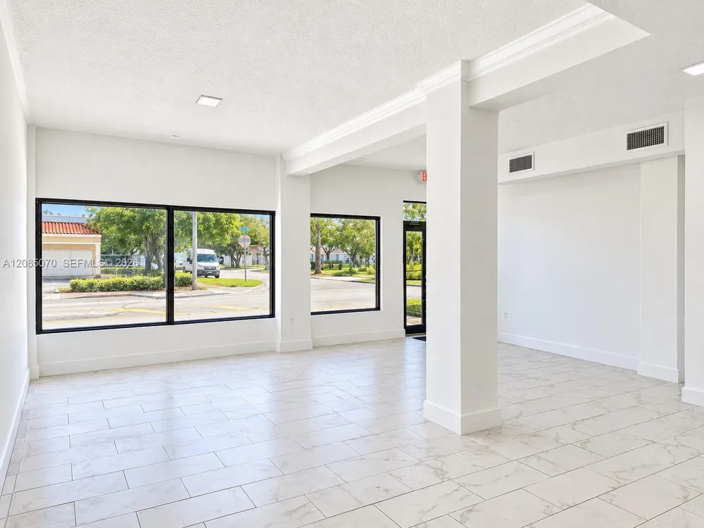 1602 Palm Ave Hialeah, FL 33010