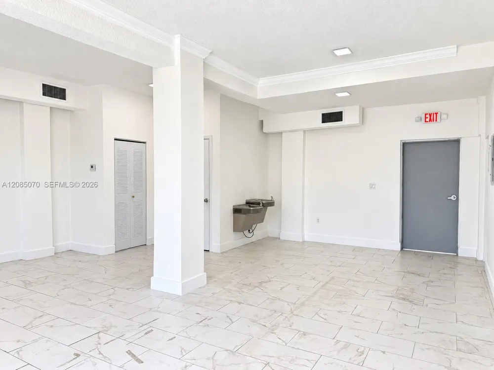 1602 Palm Ave Hialeah, FL 33010