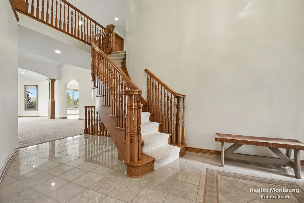 34 Regal Court Zeeland, MI 49464