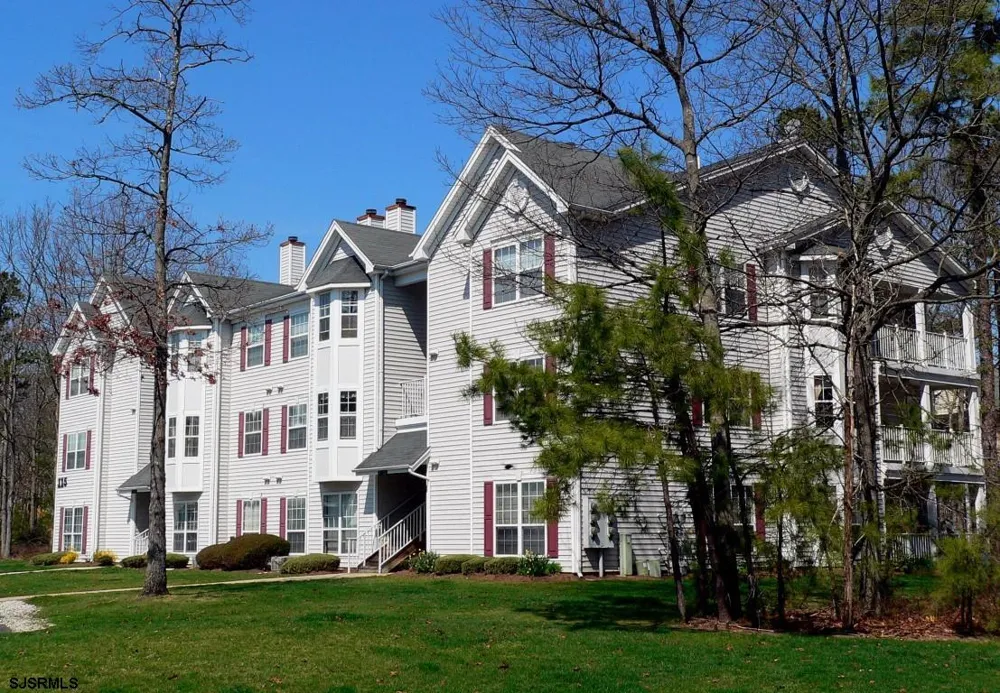 59 Navajo Ct Galloway Township, NJ 08205