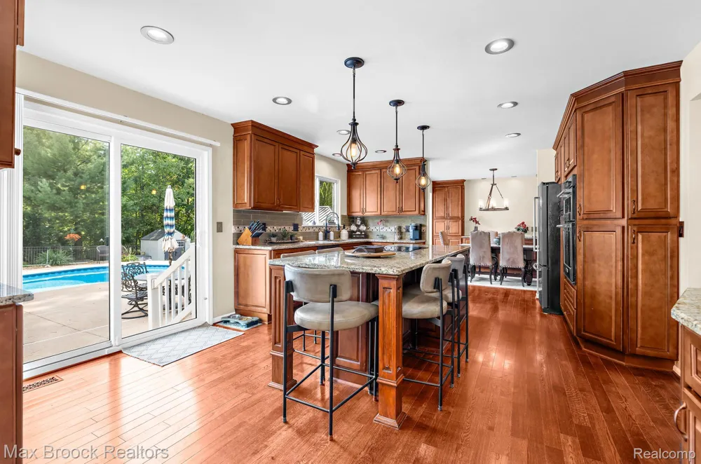1950 Blue Stone Lane Commerce Charter Township, MI 48390