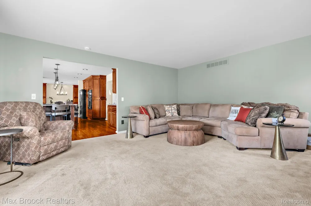 1950 Blue Stone Lane Commerce Charter Township, MI 48390