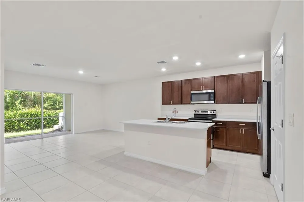 15535 Wildflower Circle Naples, FL 34119