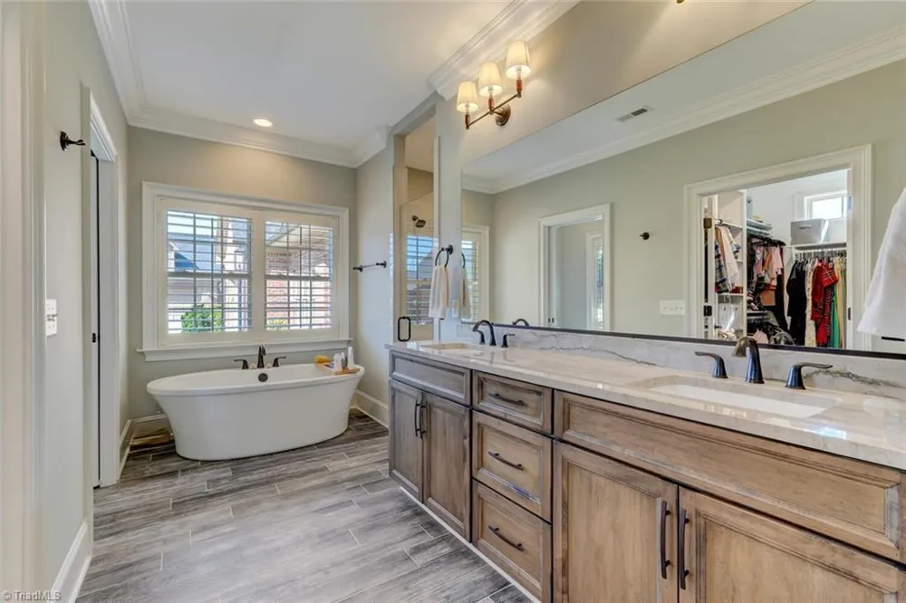 1808 A New Garden Road Greensboro, NC 27410