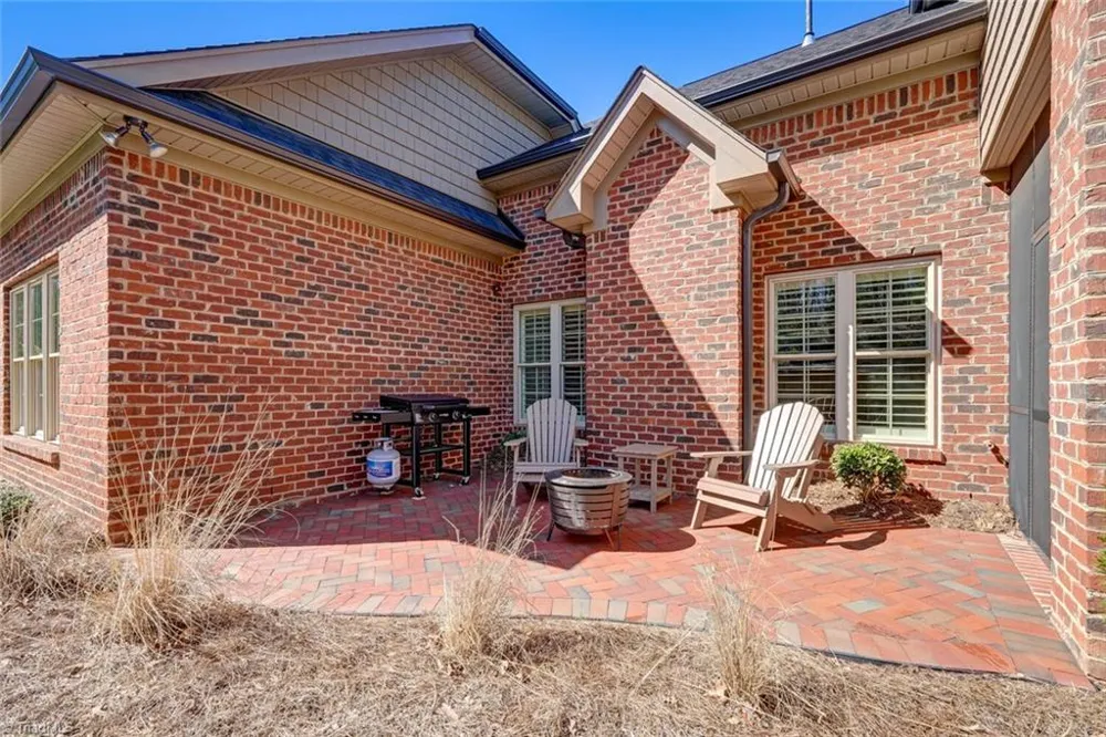 1808 A New Garden Road Greensboro, NC 27410
