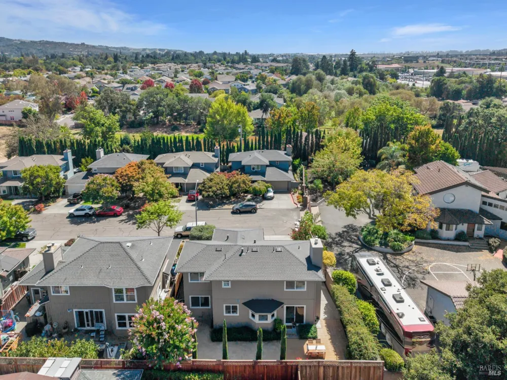 8 Capitola Court Napa, CA 94559