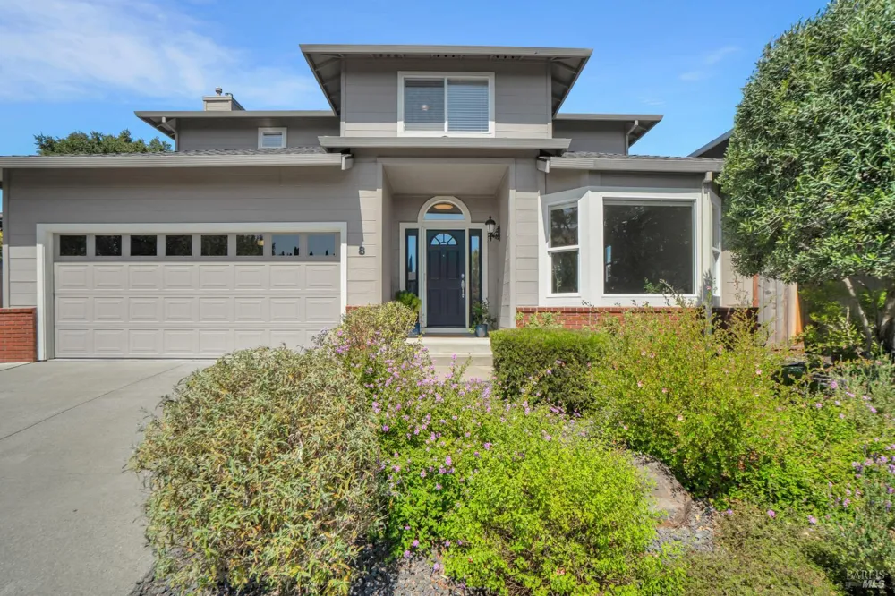 8 Capitola Court Napa, CA 94559