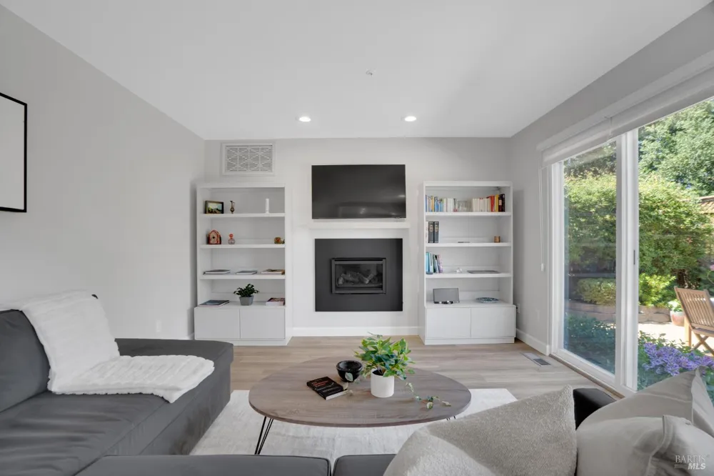 8 Capitola Court Napa, CA 94559