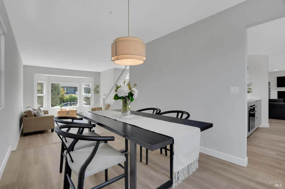 8 Capitola Court Napa, CA 94559