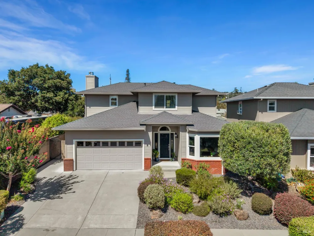 8 Capitola Court Napa, CA 94559