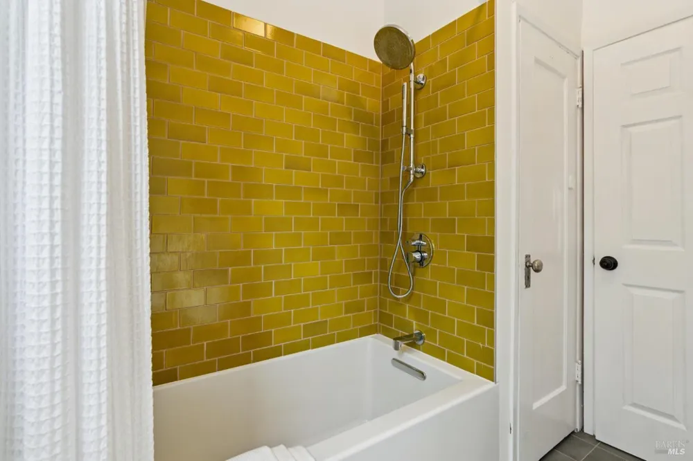 883 57th Street Oakland, CA 94608