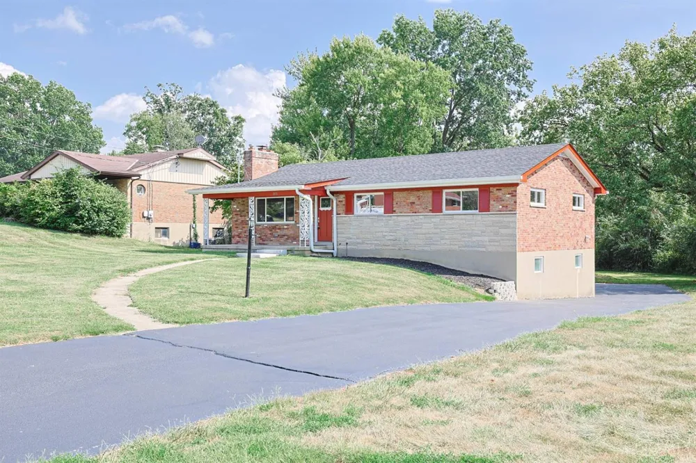 2079 Arrowood Place Springfield, OH 45231