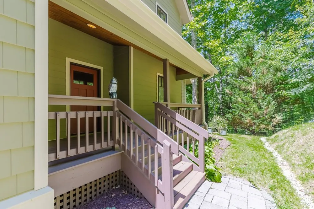 Bartlett Glen Cove Drive Bryson City, NC 28713