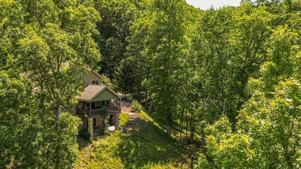 Bartlett Glen Cove Drive Bryson City, NC 28713