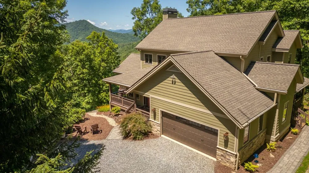 Bartlett Glen Cove Drive Bryson City, NC 28713