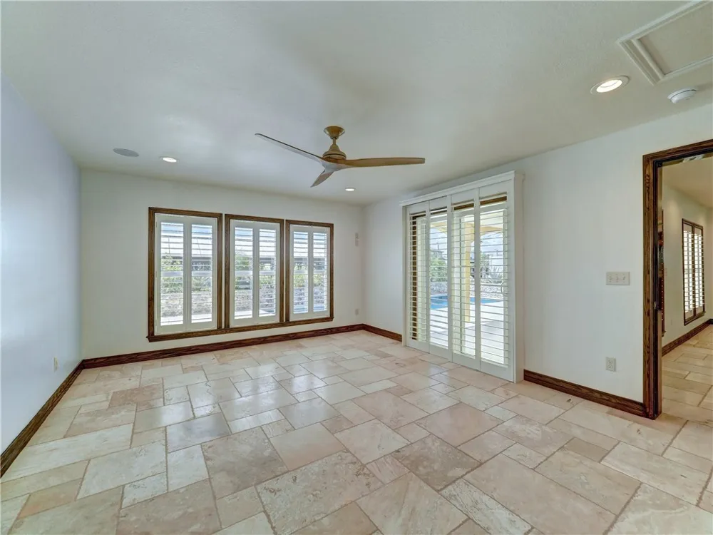 14117 Jackfish Avenue Corpus Christi, TX 78418