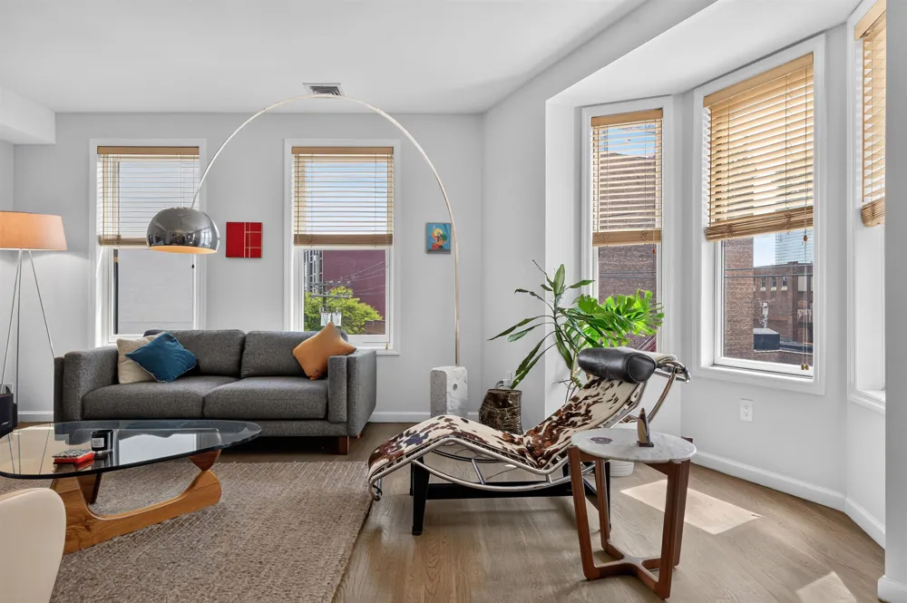 380 NEWARK ST Hoboken, NJ 07030