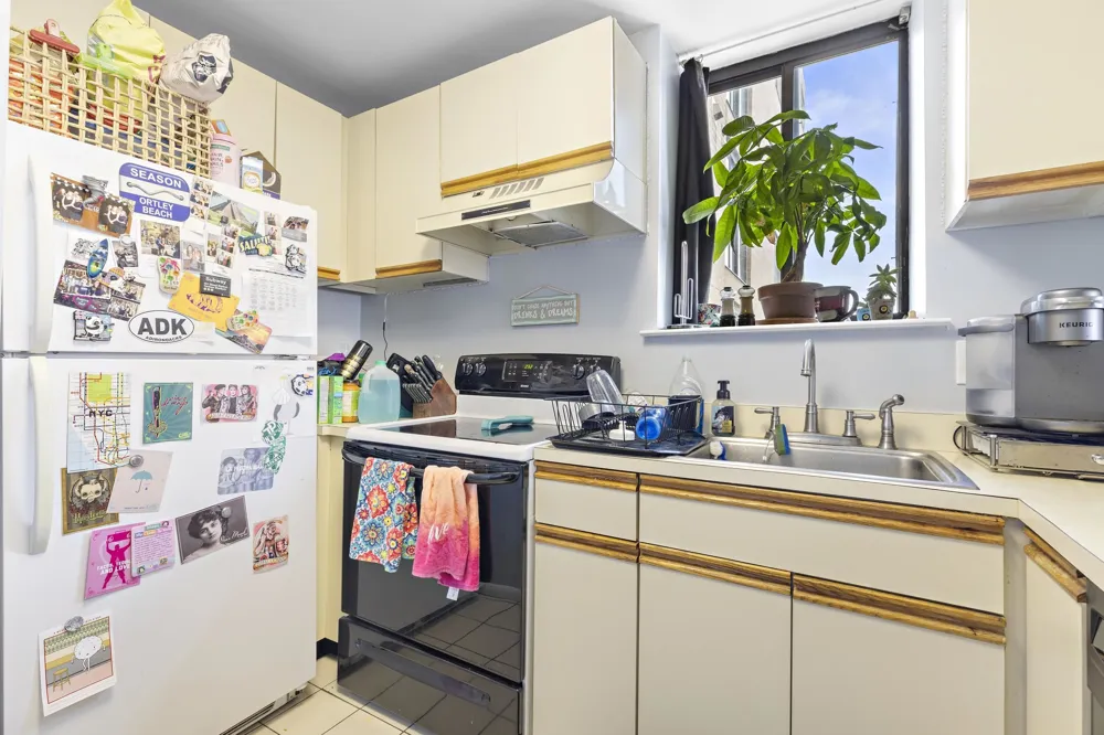 300 NEWARK ST Hoboken, NJ 07030