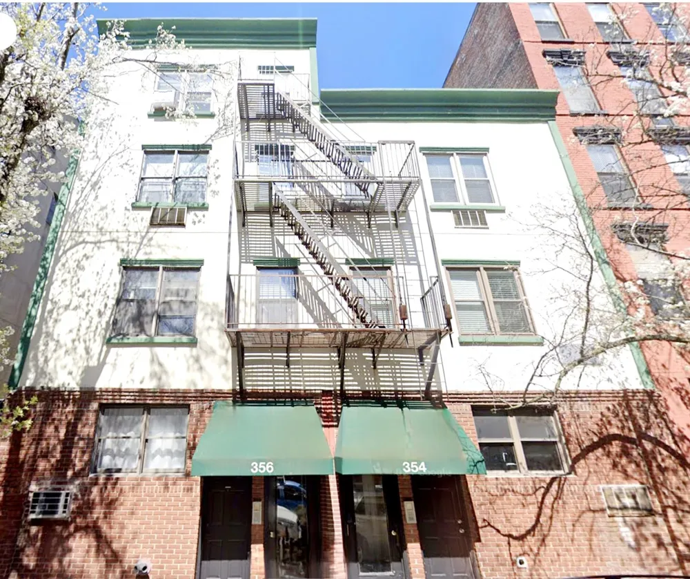 354 1ST ST Hoboken, NJ 07030