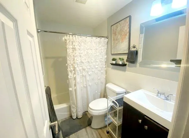 354 1ST ST Hoboken, NJ 07030