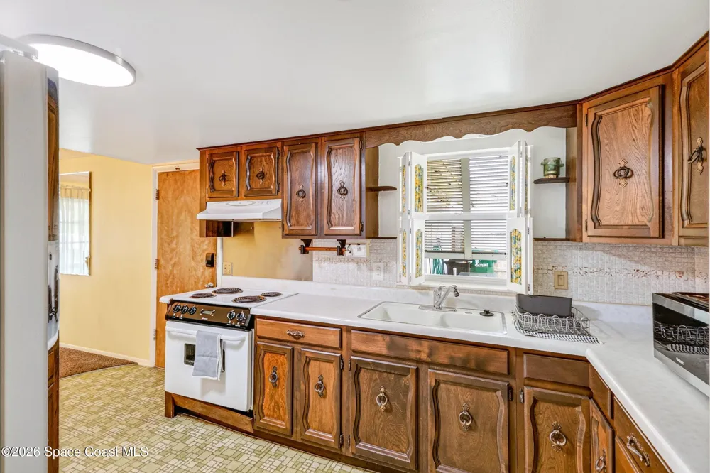 2188 Lucille Lane Melbourne, FL 32935