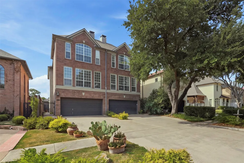 4811 Lafayette Avenue Fort Worth, TX 76107