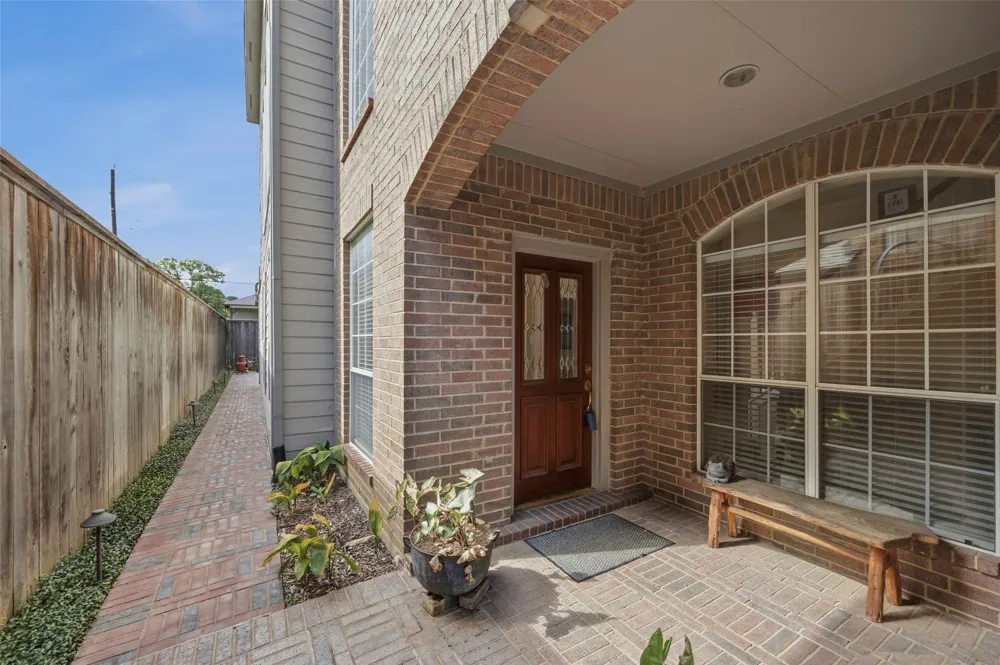 4811 Lafayette Avenue Fort Worth, TX 76107