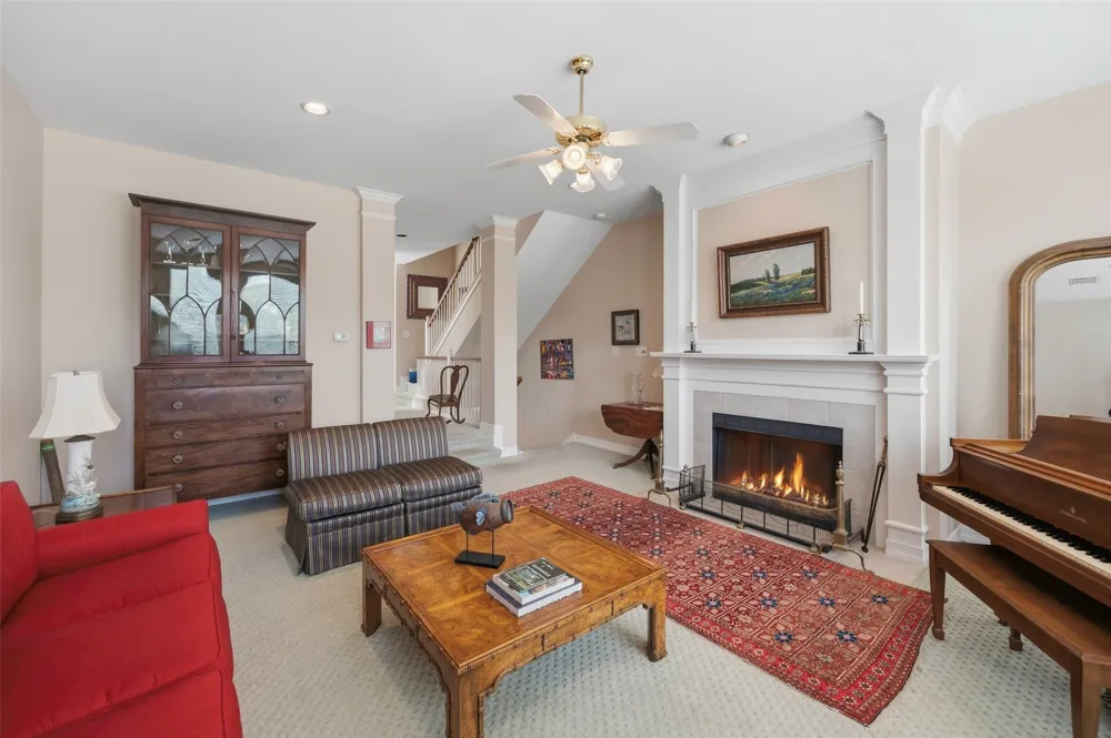 4811 Lafayette Avenue Fort Worth, TX 76107
