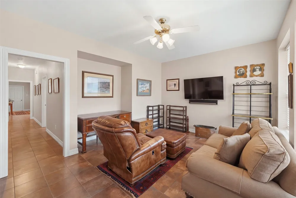 4811 Lafayette Avenue Fort Worth, TX 76107
