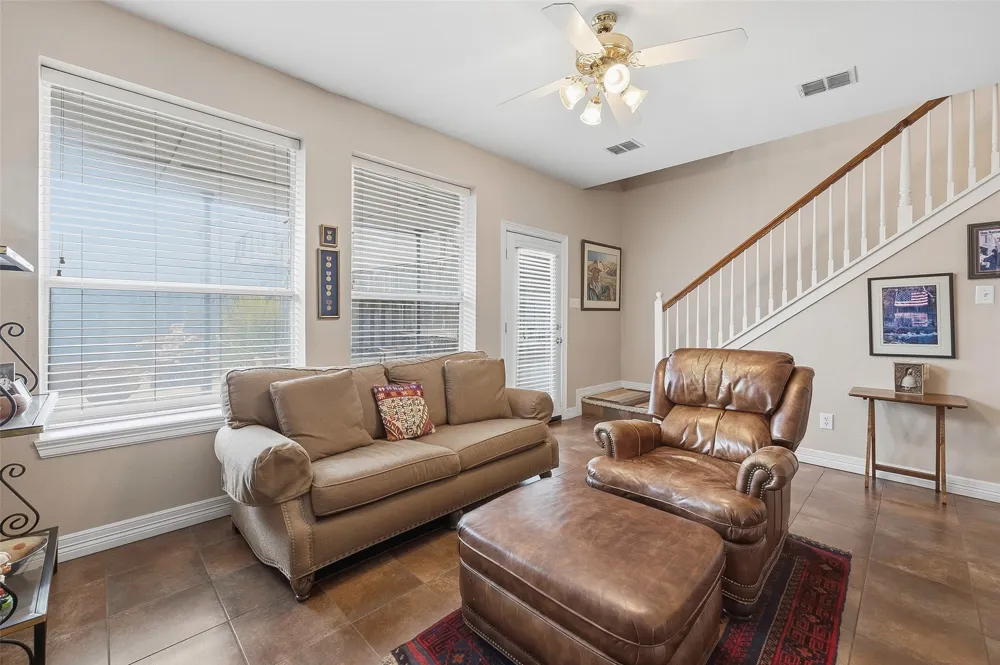 4811 Lafayette Avenue Fort Worth, TX 76107