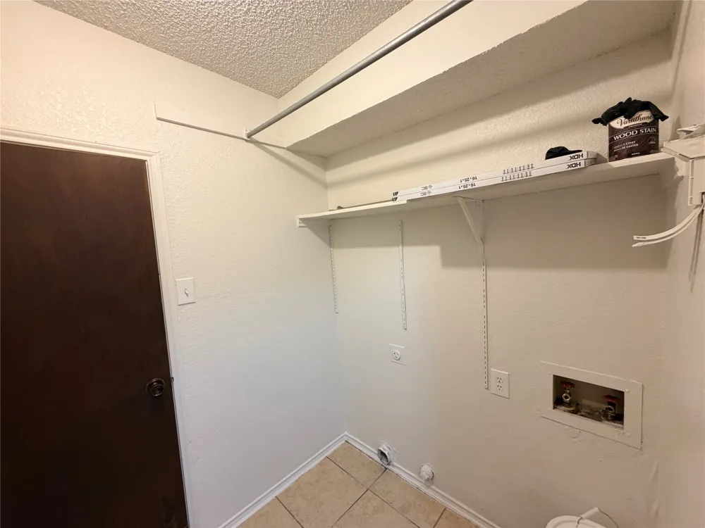 2410 Summer Place Drive Arlington, TX 76014
