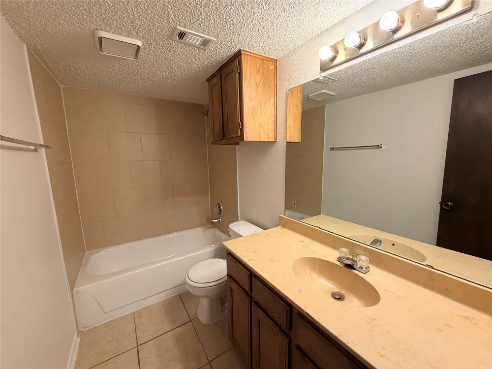 2410 Summer Place Drive Arlington, TX 76014