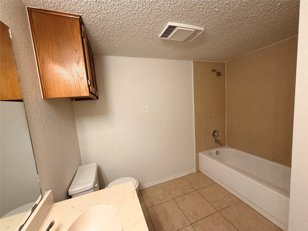 2410 Summer Place Drive Arlington, TX 76014