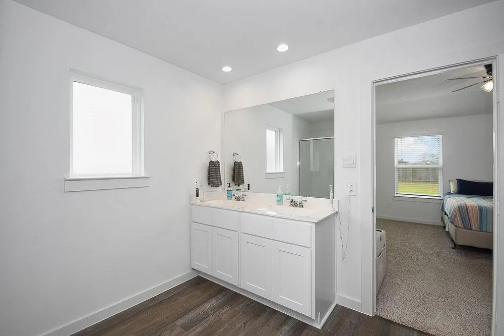 8938 Colicroot Drive Rosharon, TX 77583